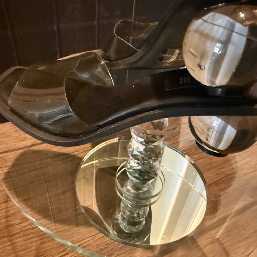 Slip Ons - Picture 2 of 3